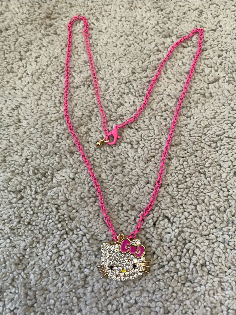 Sanrio‎ Hello Kitty Girls  Fashion Jewelry Necklace Pink
